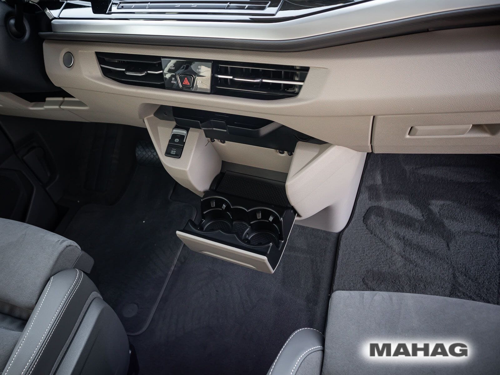 Fahrzeugabbildung Volkswagen T7 California Ocean 4motion