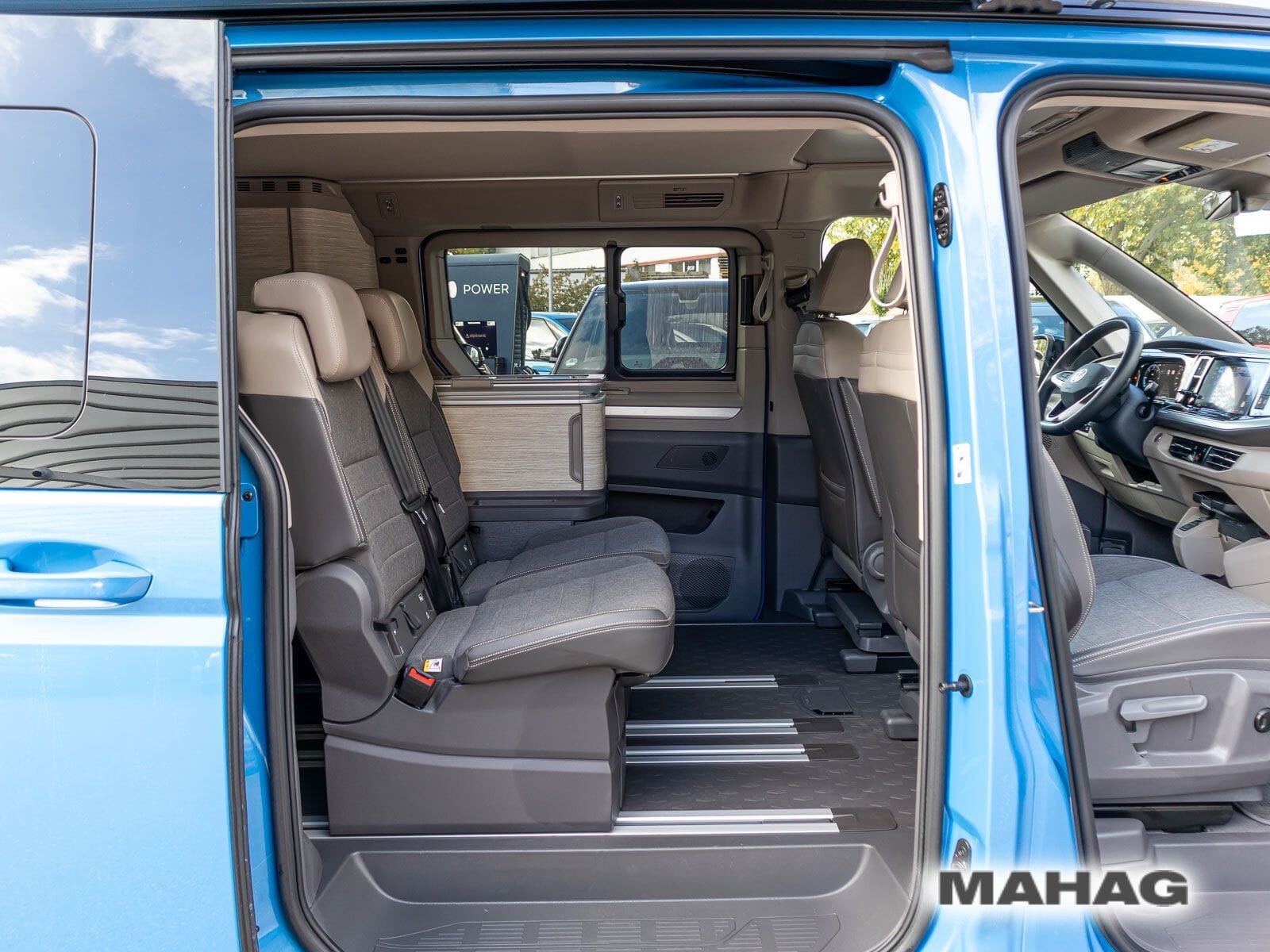 Fahrzeugabbildung Volkswagen California Ocean 2.0 TDI "UPE: 101.435,60"