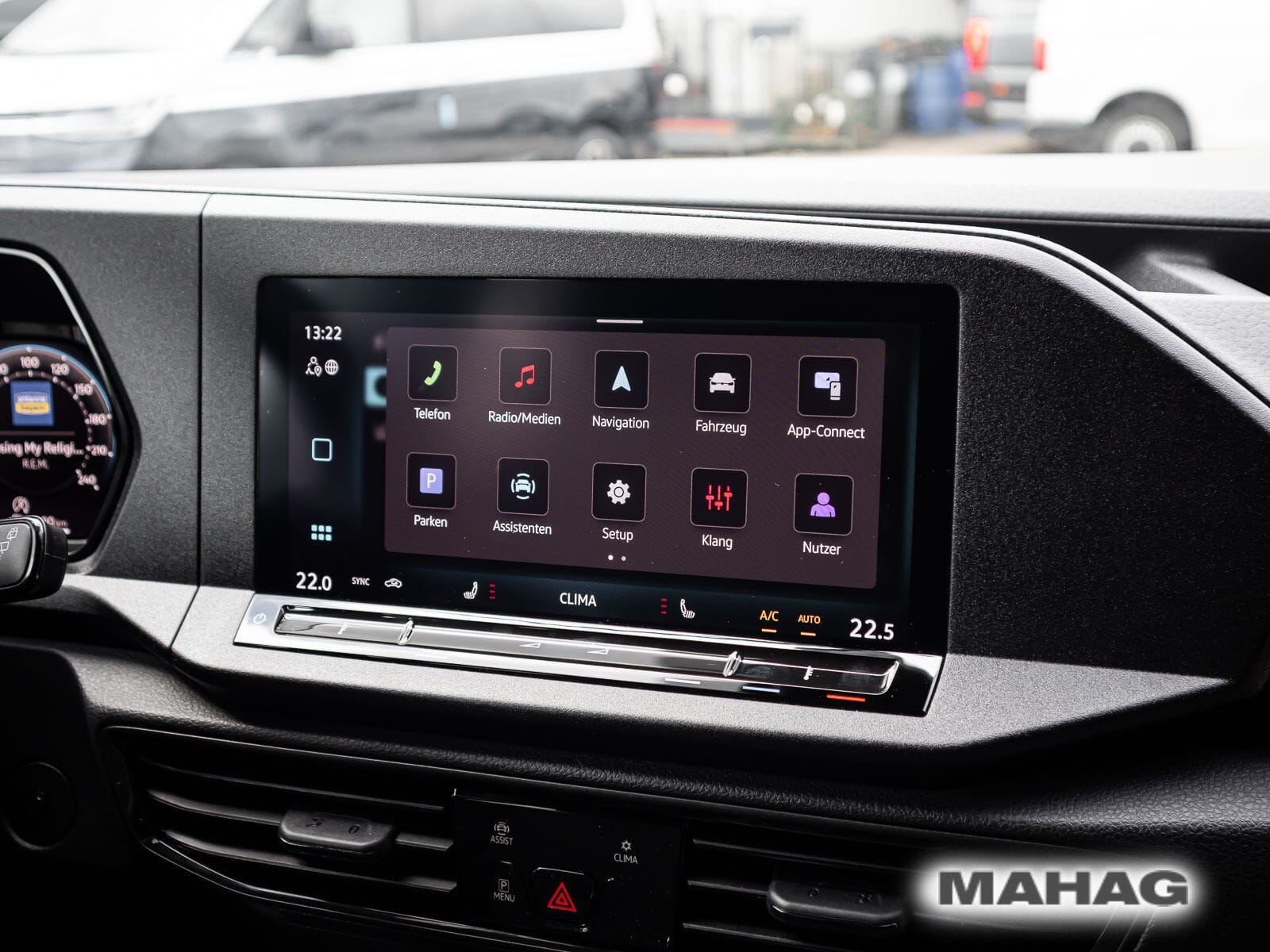 Fahrzeugabbildung Volkswagen Caddy Maxi 7-Sitzer 1,5l TSI 84kW 6-Gang-Schaltg