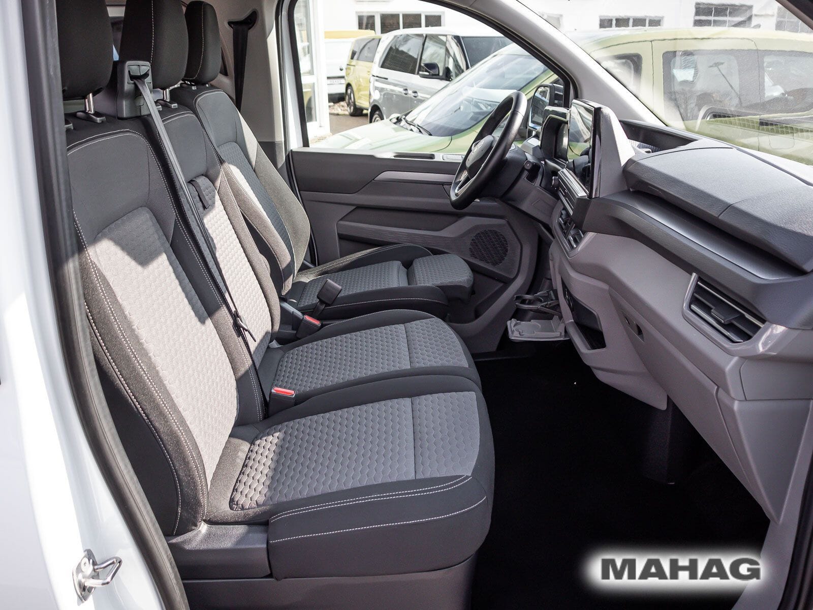 Fahrzeugabbildung Volkswagen Caravelle Life 4motion