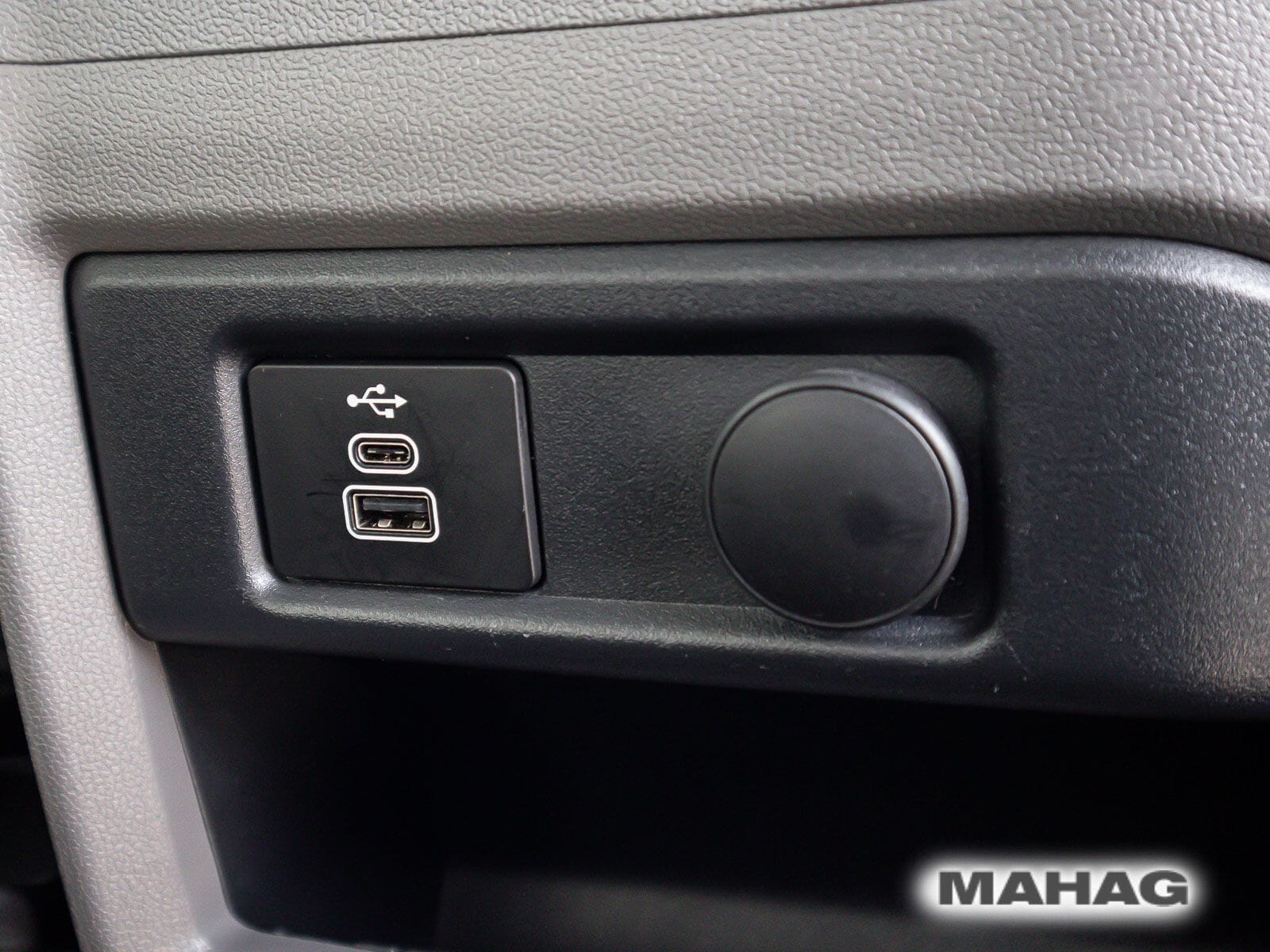 Fahrzeugabbildung Volkswagen Caravelle Life 4motion