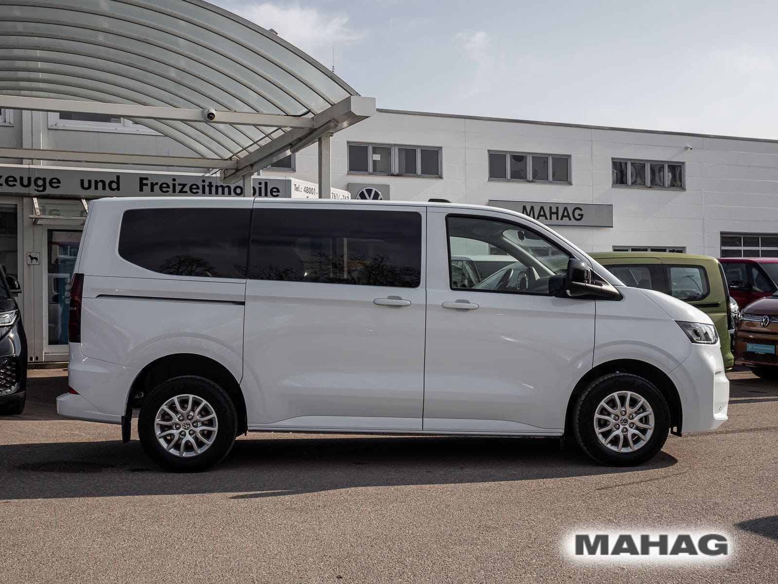 Fahrzeugabbildung Volkswagen Caravelle Life 4motion