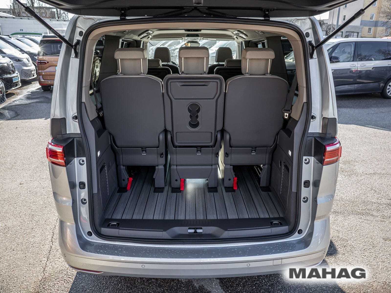 Fahrzeugabbildung Volkswagen Multivan Langversion 2.0 TSI