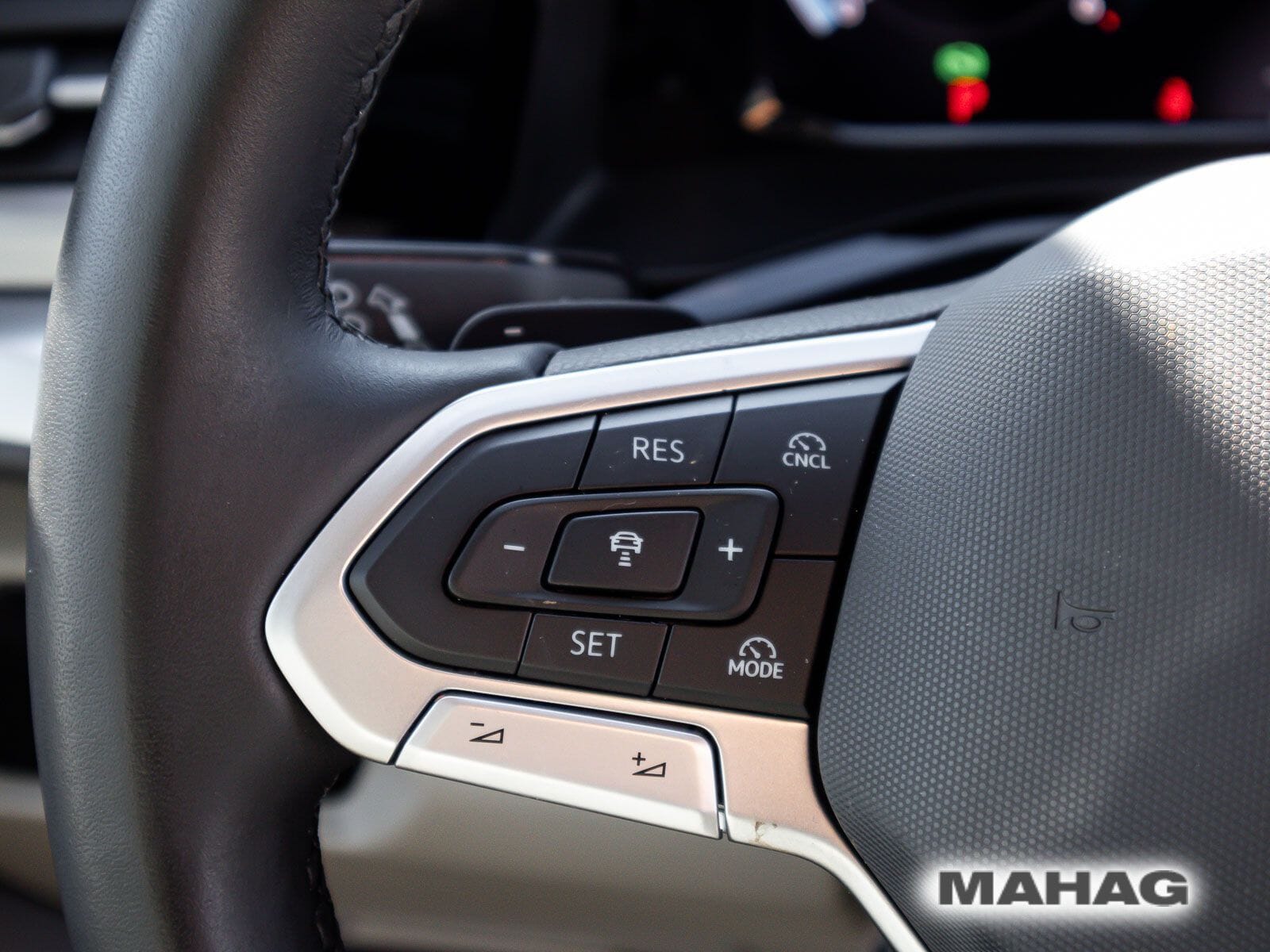 Fahrzeugabbildung Volkswagen Multivan Langversion Life 2.0 TDI
