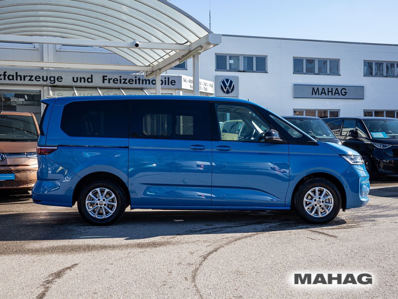 Fahrzeugabbildung Volkswagen Multivan Langversion Life 2.0 TDI