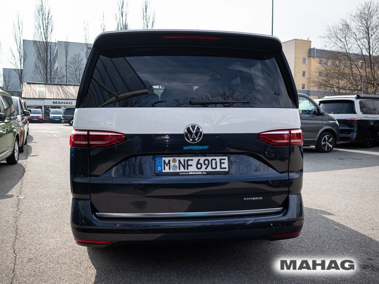 Fahrzeugabbildung Volkswagen Multivan Langversion Style