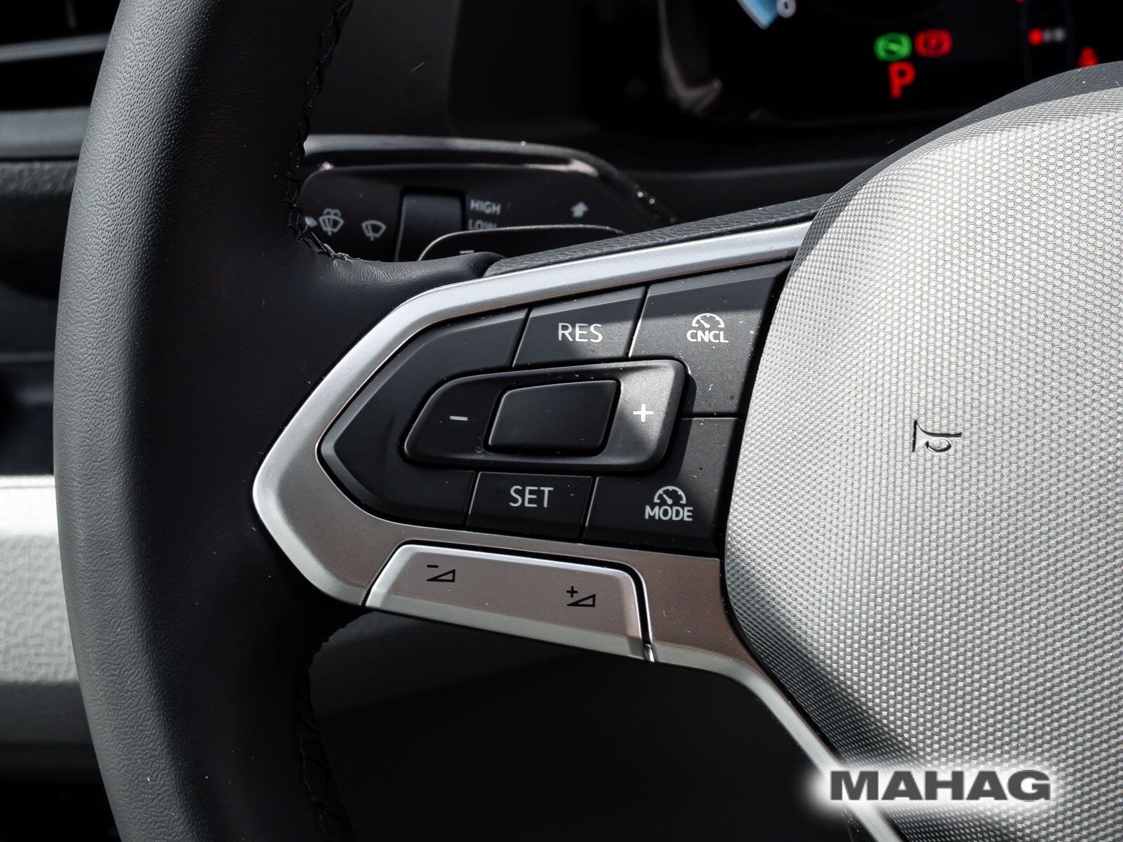 Fahrzeugabbildung Volkswagen Crafter 35 Kasten 2,0 l 103 kW Frontantr ieb 8-G