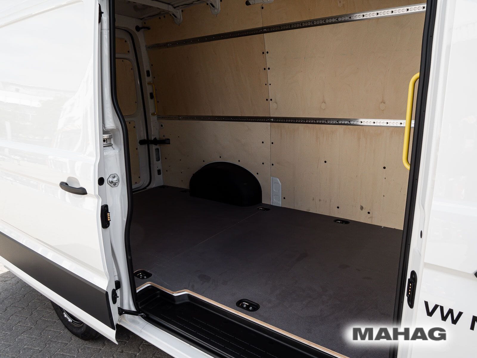 Fahrzeugabbildung Volkswagen Crafter 35 Kasten 2,0 l 103 kW Frontantr ieb 8-G