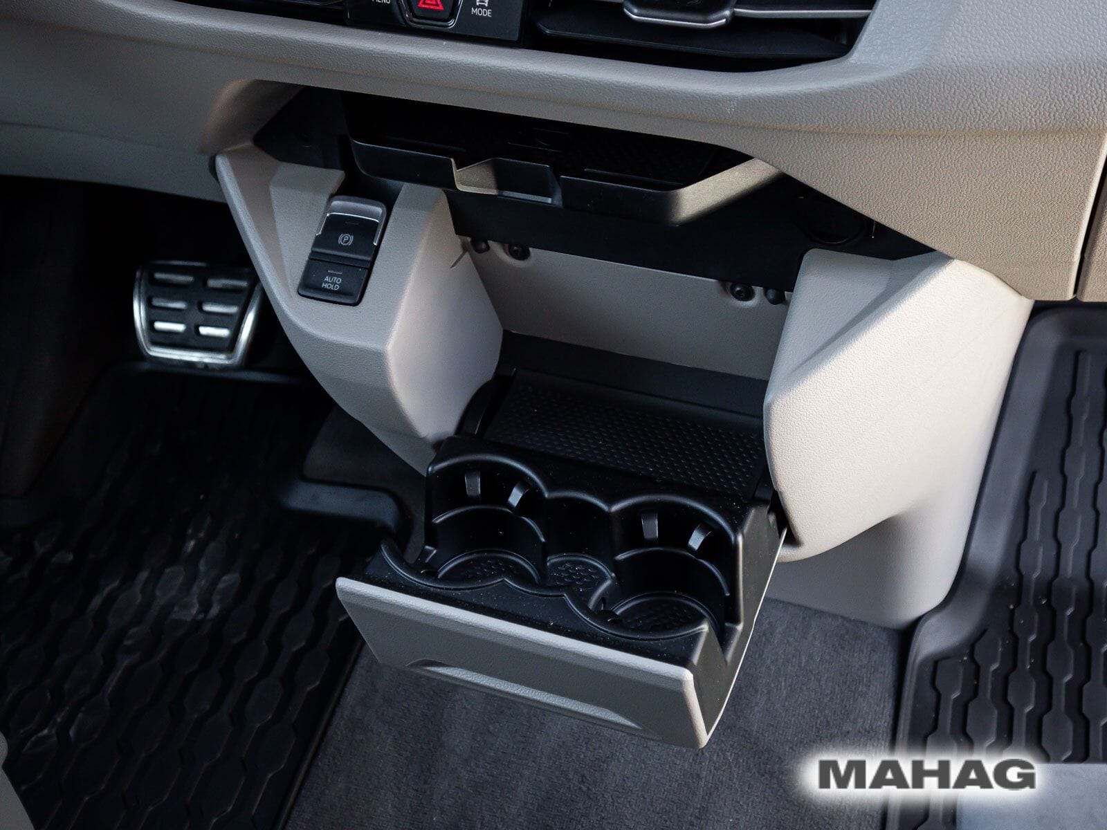 Fahrzeugabbildung Volkswagen Multivan Life130 kW eHybrid 4MOTION LÜ