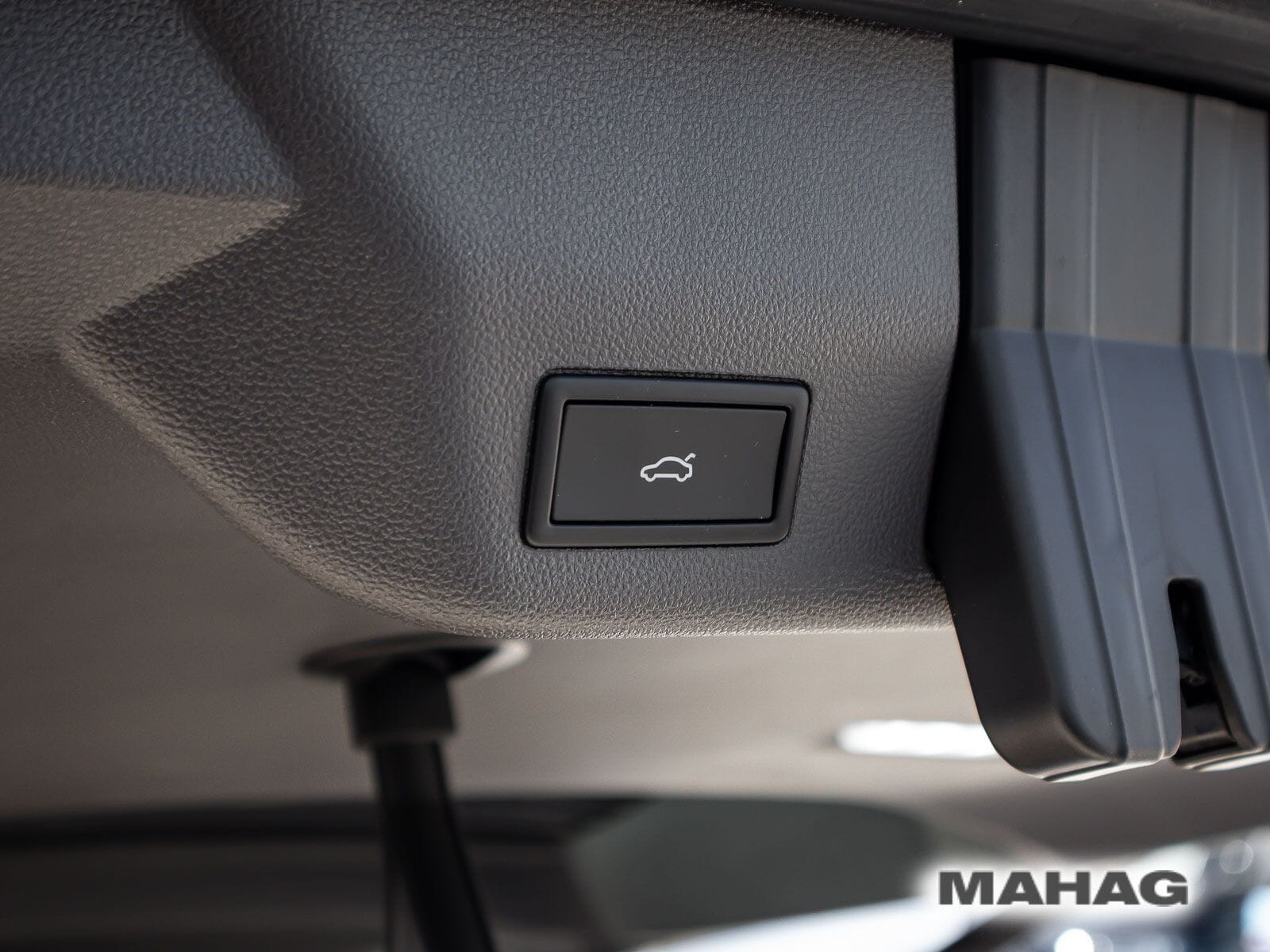 Fahrzeugabbildung Volkswagen Multivan Life130 kW eHybrid 4MOTION LÜ