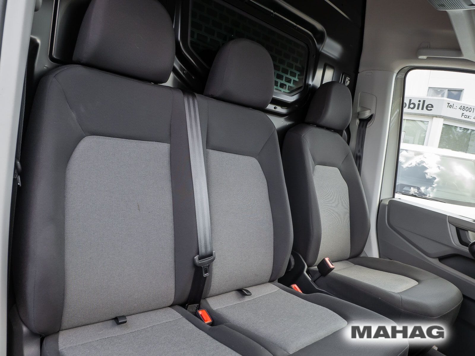 Fahrzeugabbildung Volkswagen Crafter Kasten mittlerer Radstand