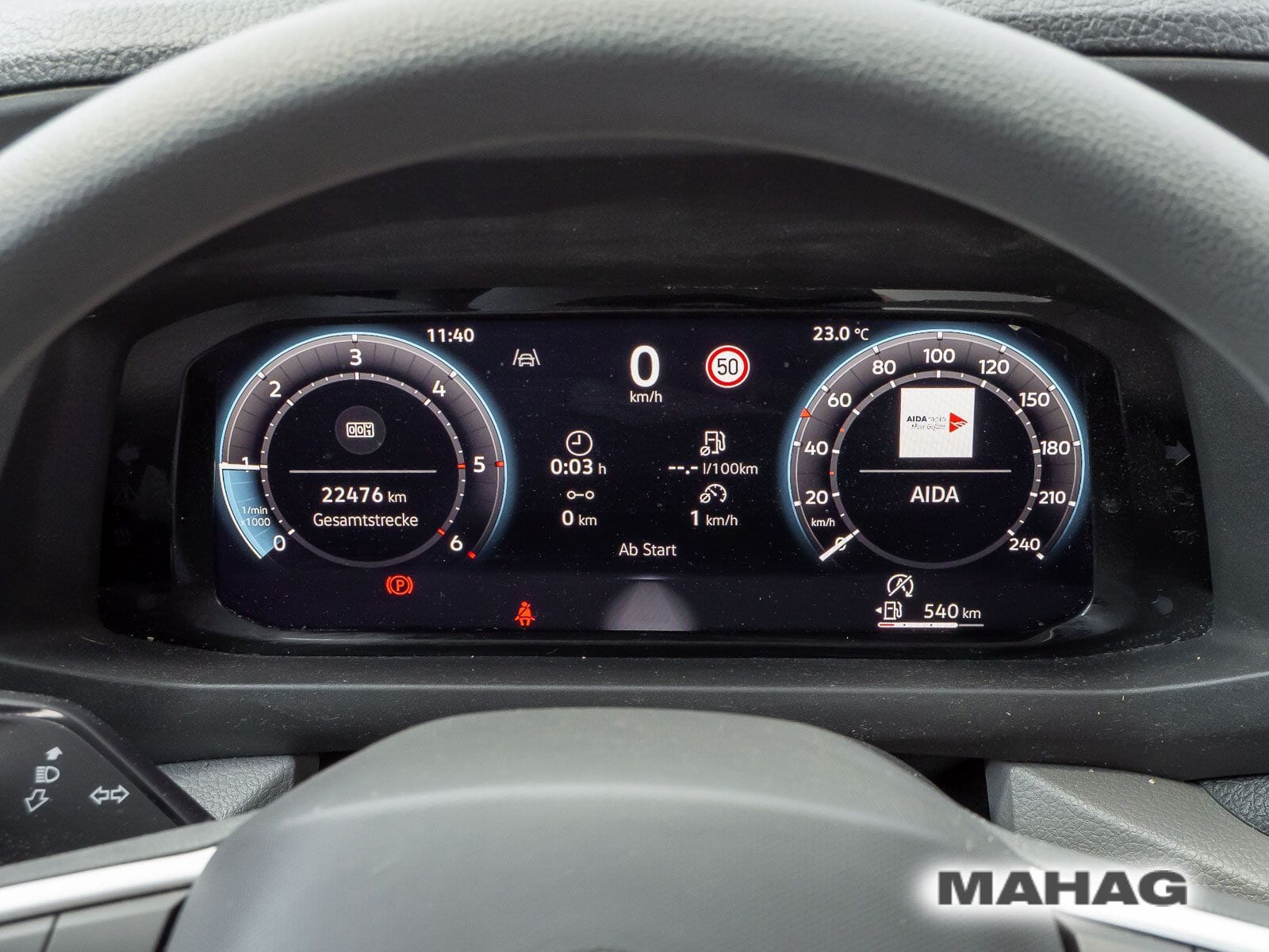 Fahrzeugabbildung Volkswagen Crafter Kasten mittlerer Radstand