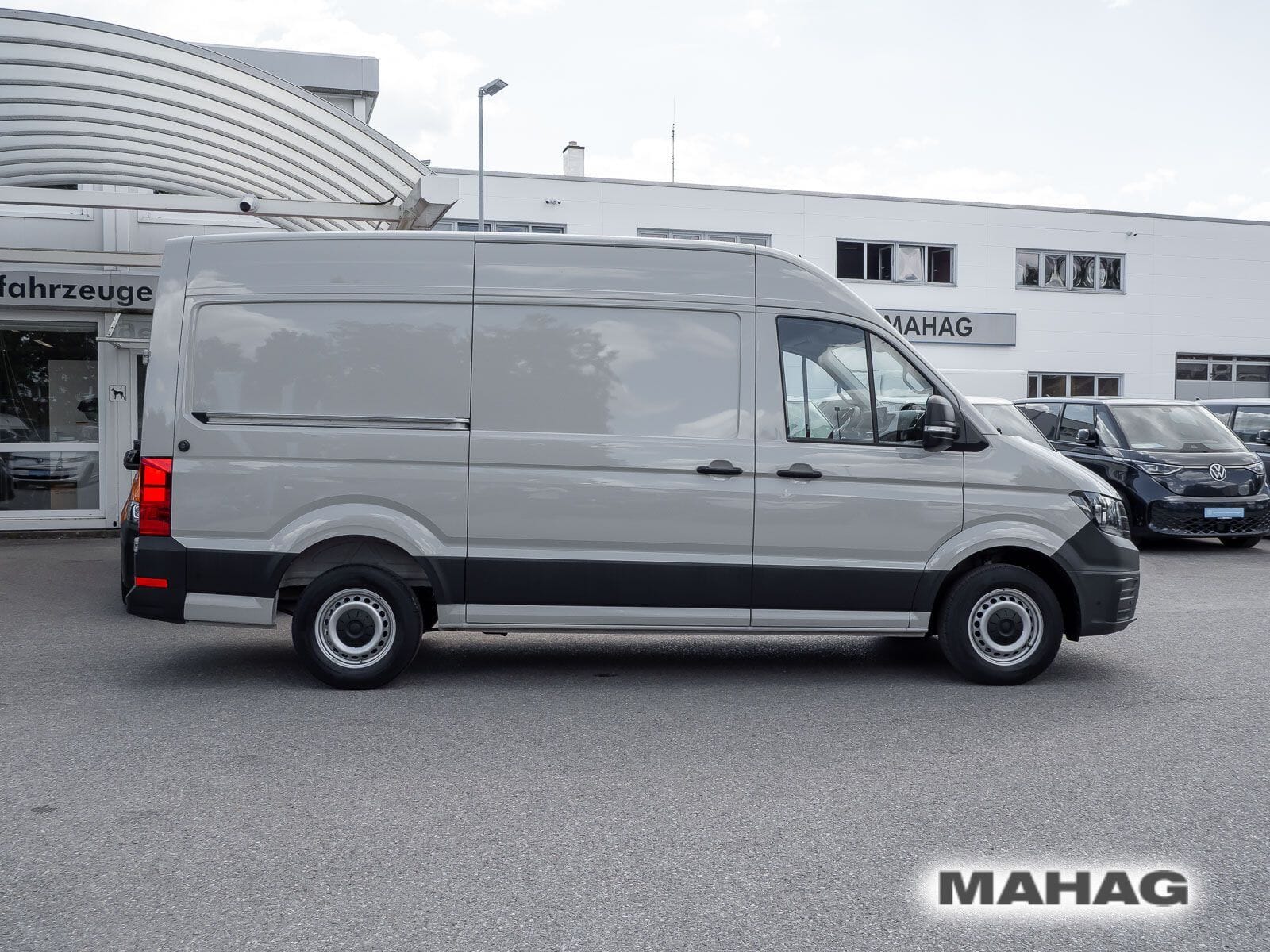 Fahrzeugabbildung Volkswagen Crafter Kasten mittlerer Radstand