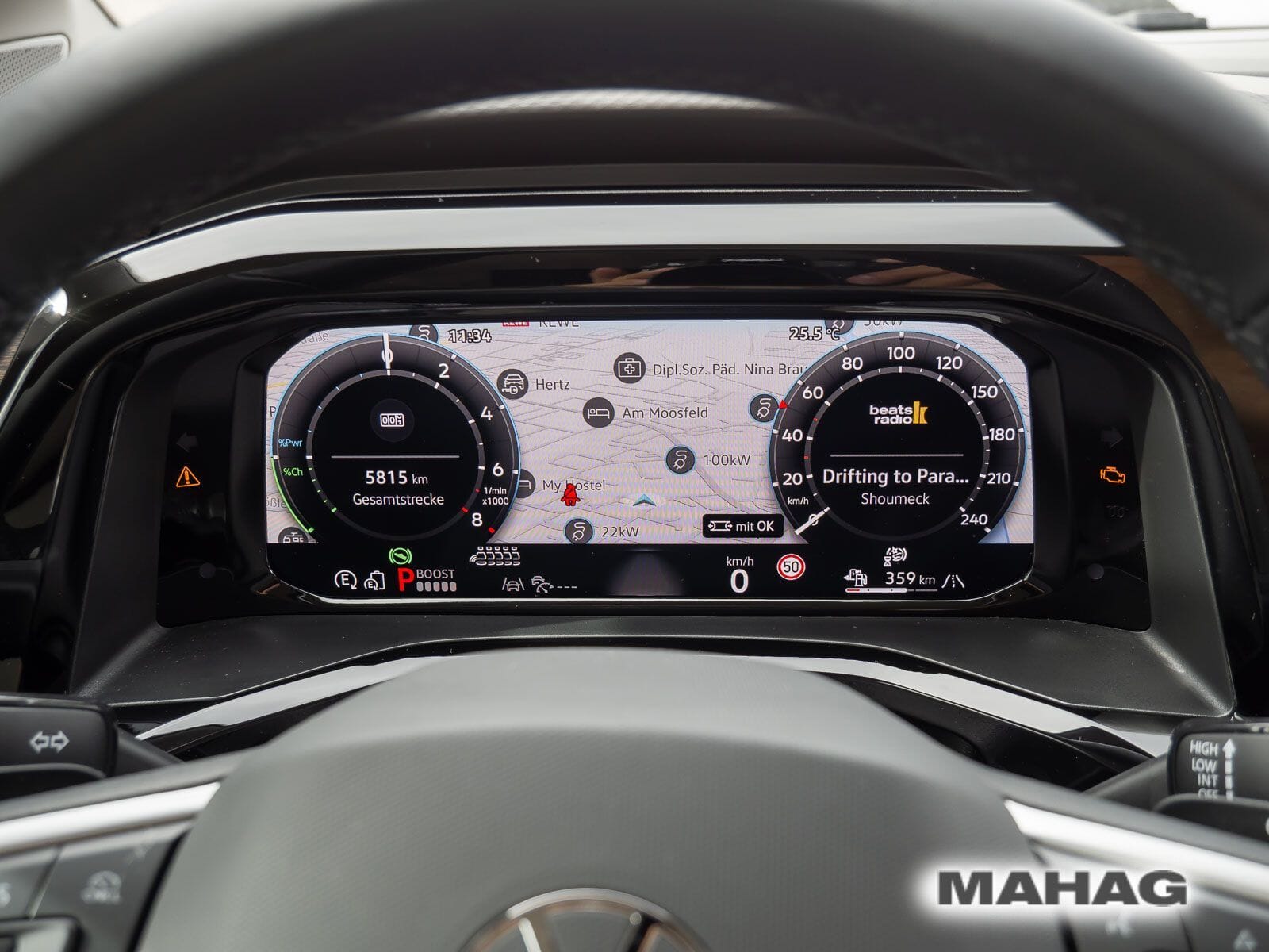 Fahrzeugabbildung Volkswagen Multivan Langversion Style 1.5 TSI Hybrid