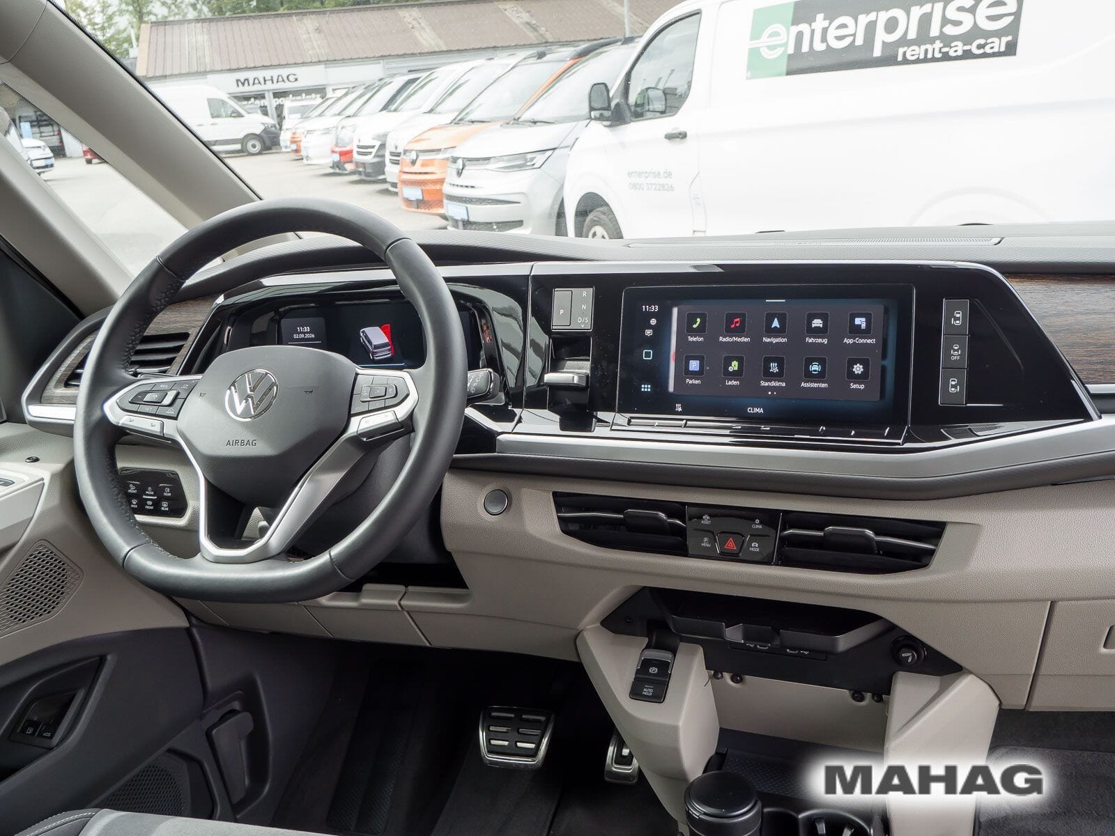 Fahrzeugabbildung Volkswagen Multivan Langversion Style 1.5 TSI Hybrid