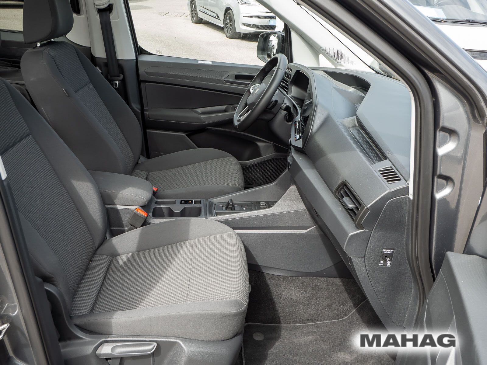 Fahrzeugabbildung Volkswagen Caddy Maxi California 2.0 TDI DSG