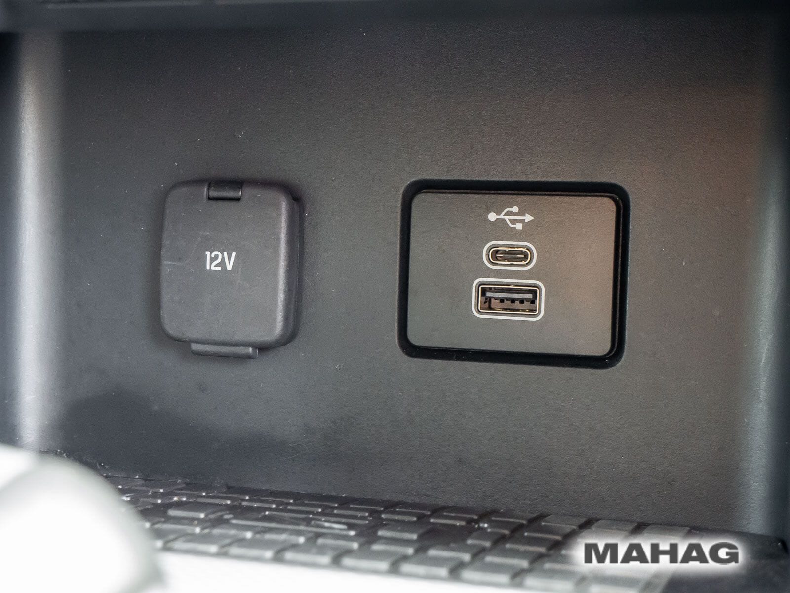 Fahrzeugabbildung Volkswagen Amarok Life DC 151 kW 2.0 TDI 4Motion pe rmanent