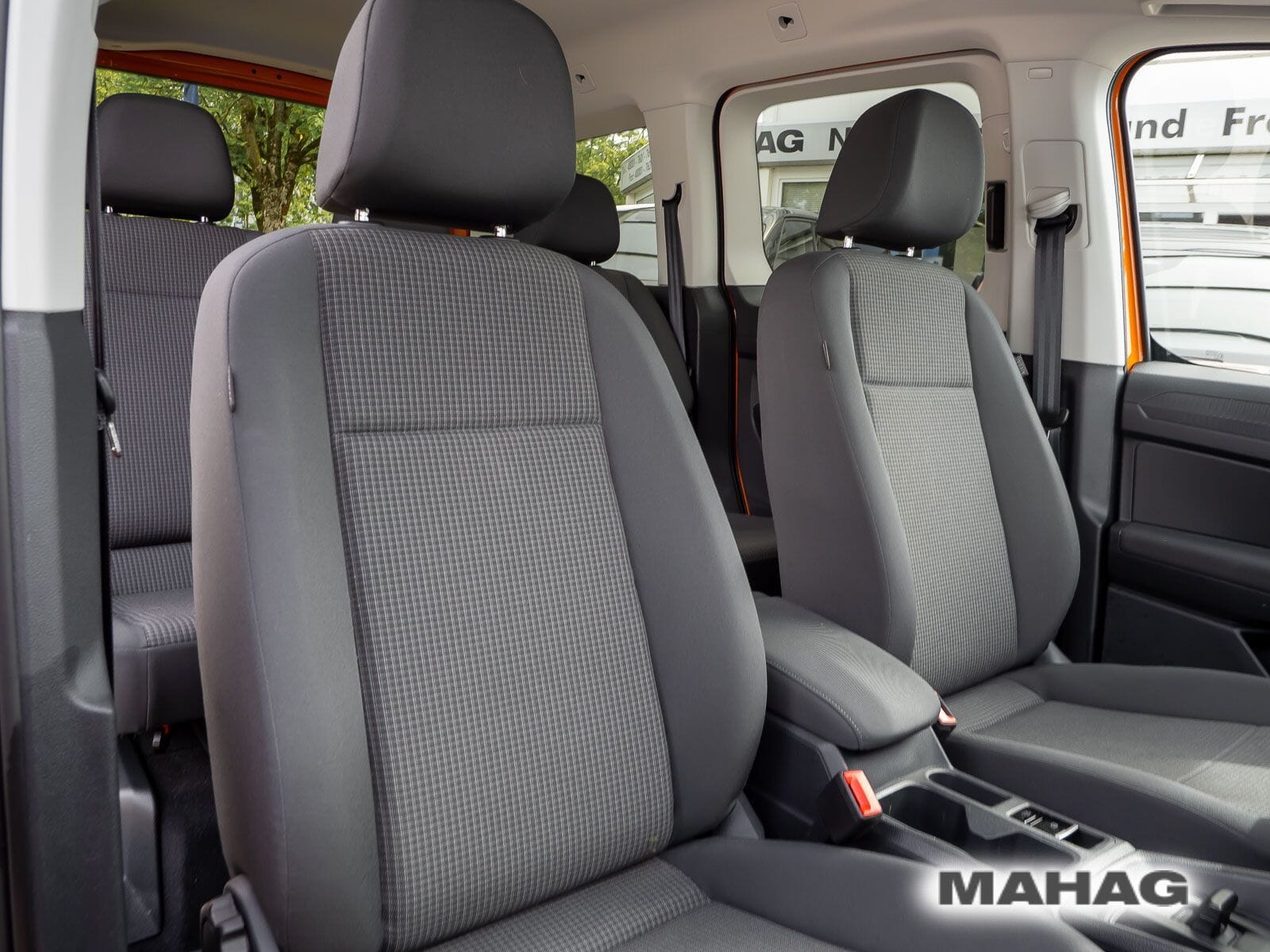 Fahrzeugabbildung Volkswagen Caddy Basis-Modell