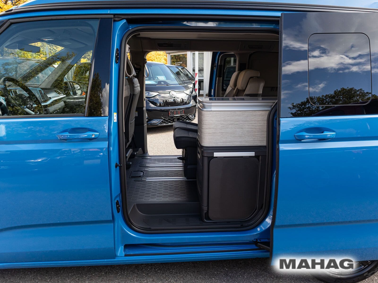 Fahrzeugabbildung Volkswagen California Ocean 2.0 TDI "UPE: 101.435,60"