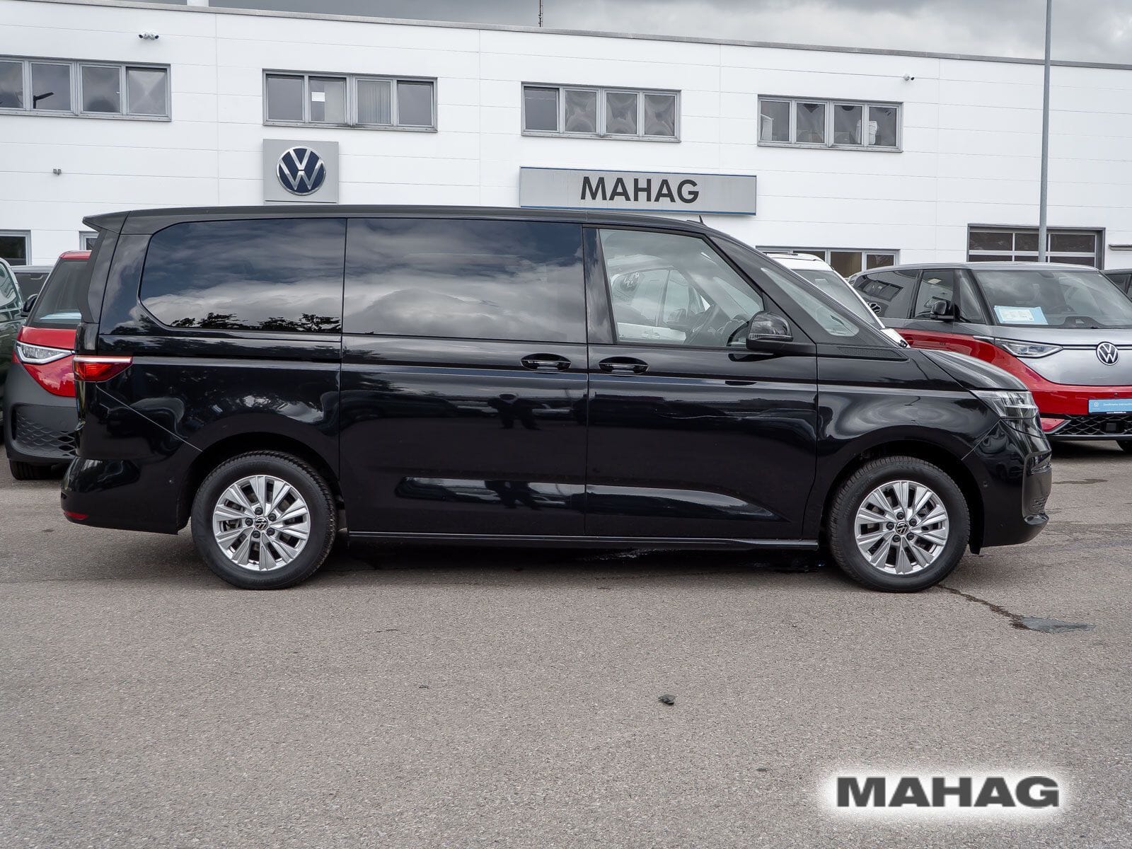 Fahrzeugabbildung Volkswagen Multivan Langversion Life