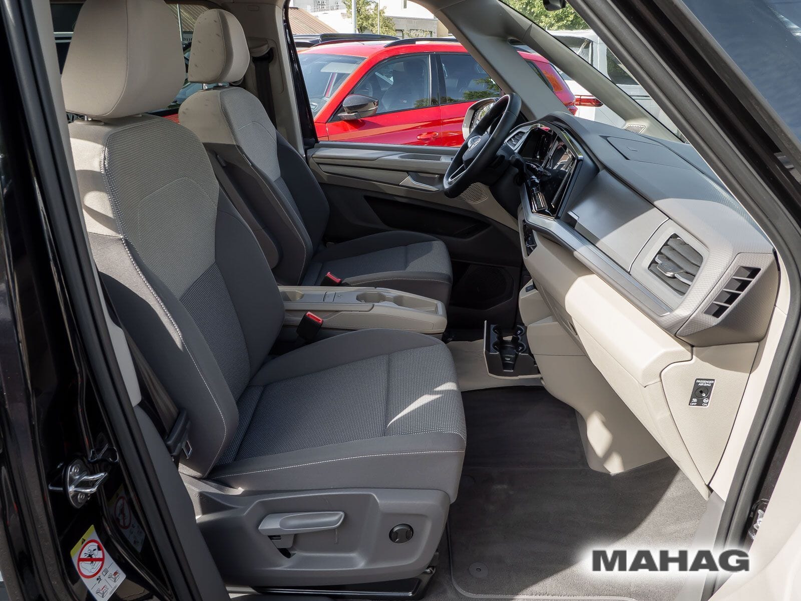 Fahrzeugabbildung Volkswagen Multivan Langversion Life