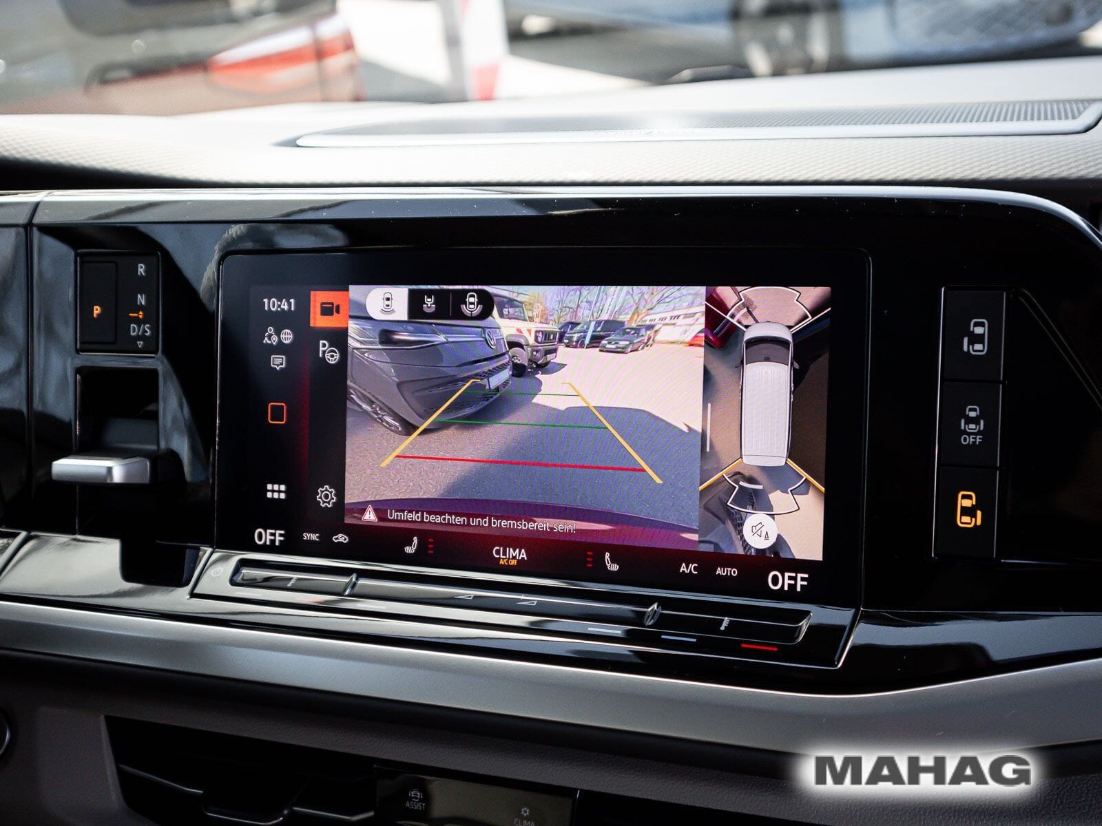 Fahrzeugabbildung Volkswagen T7 Multivan Style LÜ 1,5 TSI eHybrid 4motion AHK