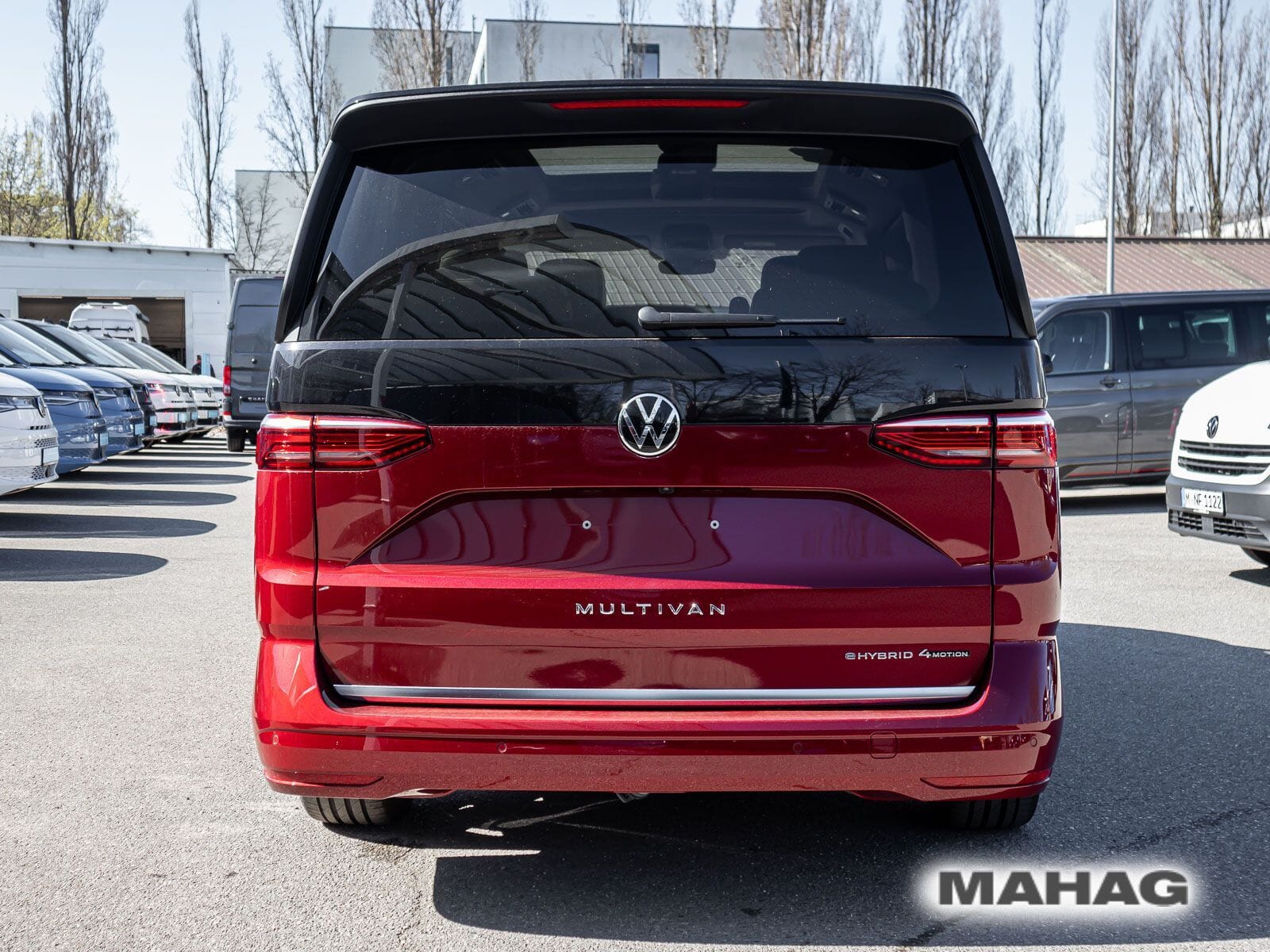 Fahrzeugabbildung Volkswagen T7 Multivan Style LÜ 1,5 TSI eHybrid 4motion AHK